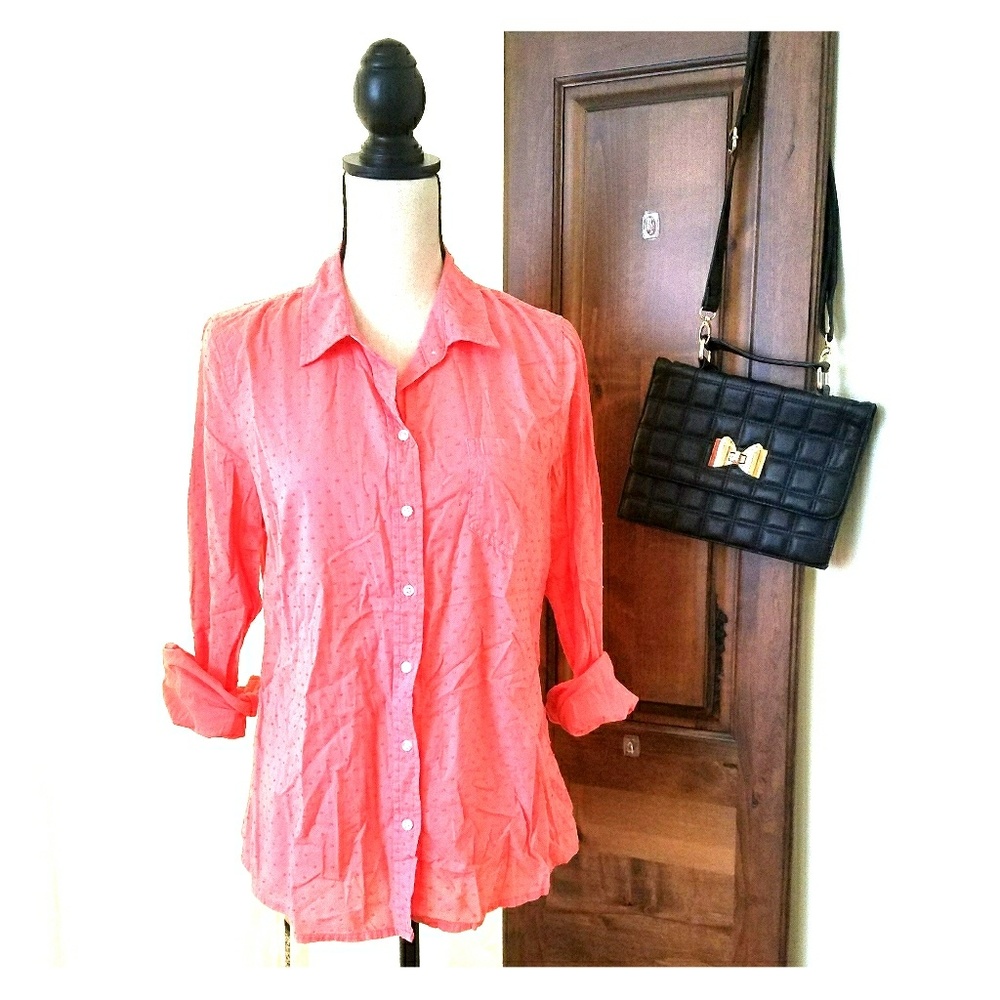 Gap Clip-dot Top